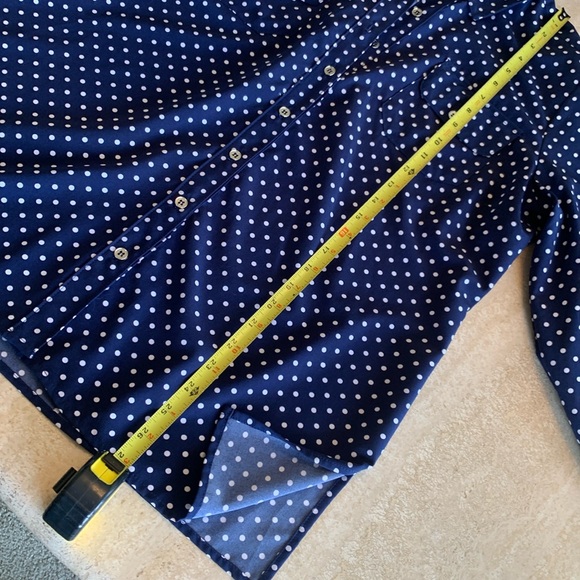 NOTATIONS Navy/white polka dot shirt blouse, side slits, silver buttons. L EUC - Picture 15 of 17
